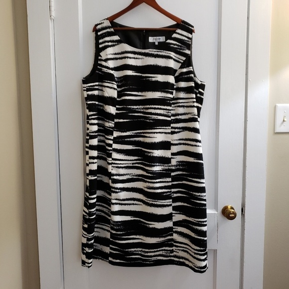 Jones Studio Zebra Print Sleeveless Shift Dress, Filly Lined in Plus Sz 20W/2X - Picture 7 of 17